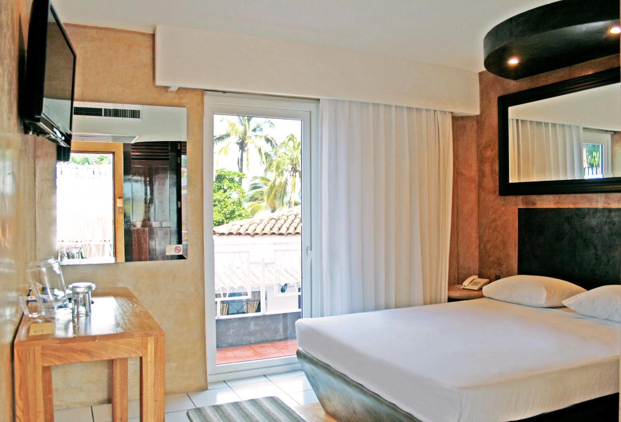 Hotel Rio Malecon Puerto Vallarta Eksteriør bilde